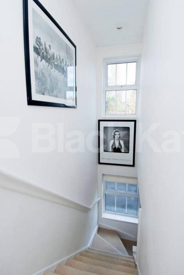 			NEW INSTRUCTION, 3 Bedroom, 1 bath, 1 reception Mews House			 St Andrews Mews , Balham